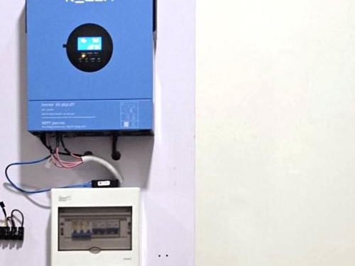 550W ηλιακούς συλλέκτες + 5kW Off-Grid Inverter + 10kWh Lithium Battery Δημιουργήστε ένα ενσωματωμένο σύστημα ηλιακής αποθήκευσης στο σπίτι